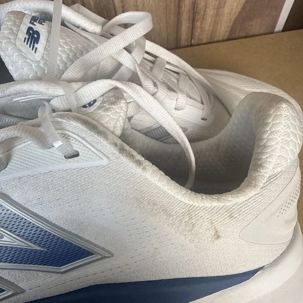 New Balance Men's More Fresh Foam White Blue Agate Reflection Size 9 2E Wide